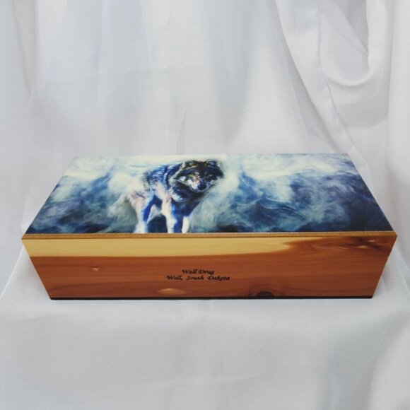 VTG Decorative Wolf Cedar Wood Jewelry Box 9.25"x4"x2.5" Wall Drug South Dakota - Picture 13 of 13